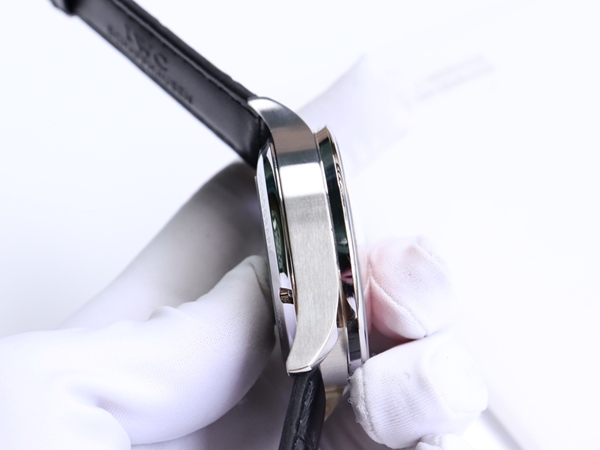 アイ・ダブリュー・シー角部分ディテール